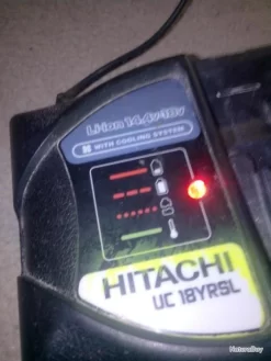 Chargeur De Batterie 18Volts Hitachi