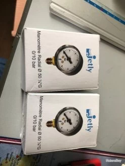 Lot 2 Manomètres 10 Bars Neufs
