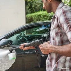 Devant 16 Devant -Des outils pour votre vie. 00002 Nettoyeur Haute Pression Bosch UniversalAquatak 135 1900W 135 bars