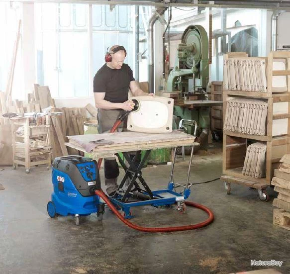 Devant 3 Devant -Des outils pour votre vie. 00003 Aspirateur poussiere dangereuse Nilfisk ATTIX 33 2M PC