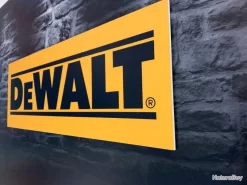Enseigne Plaque Décoration Garage DEWALT -Des outils pour votre vie. 00003 Enseigne Plaque decoration Garage DEWALT