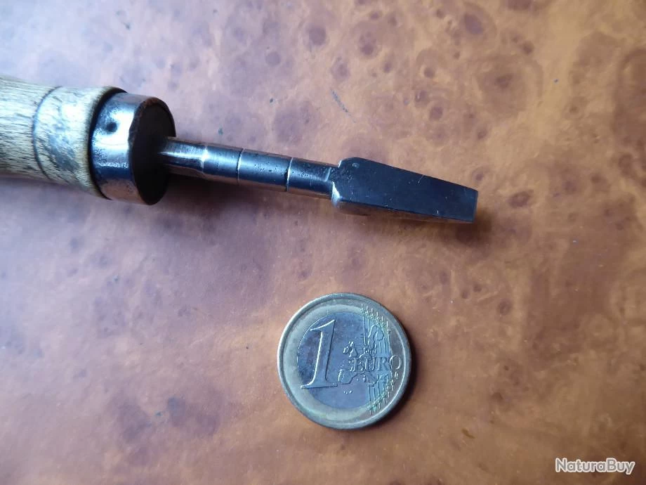 Petit Tournevis Manche Bois Virole Laiton Panne De 7 Mm (pour Coffret De Pistolet Ou Arme Ancienne) 3 Petit Tournevis Manche Bois Virole Laiton Panne De 7 Mm (pour Coffret De Pistolet Ou Arme Ancienne) – Image 3