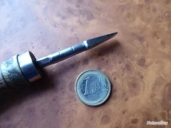 Petit Tournevis Manche Bois Virole Laiton Panne De 7 Mm (pour Coffret De Pistolet Ou Arme Ancienne) 9 Petit Tournevis Manche Bois Virole Laiton Panne De 7 Mm (pour Coffret De Pistolet Ou Arme Ancienne) -Des outils pour votre vie. 00005 Petit tournevis manche bois virole laiton panne 7 mm coffret pistoler arme ancienne
