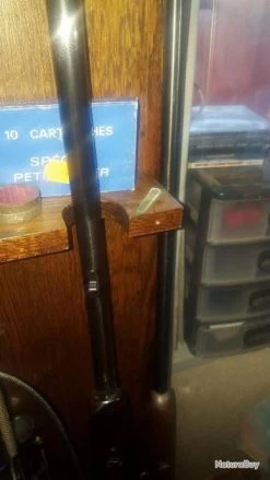 Vitrine A Fusil.Tout En Chêne.5 Emplàcement. Moi Je Mettais 7 Fusils. 1 72 De Haut 69 De Large . . -Des outils pour votre vie. 00005 Vitrine a fusil.Tout en chene.5 emplacement. Moi je mettais 7 fusils. 1 72 de haut 69 de large