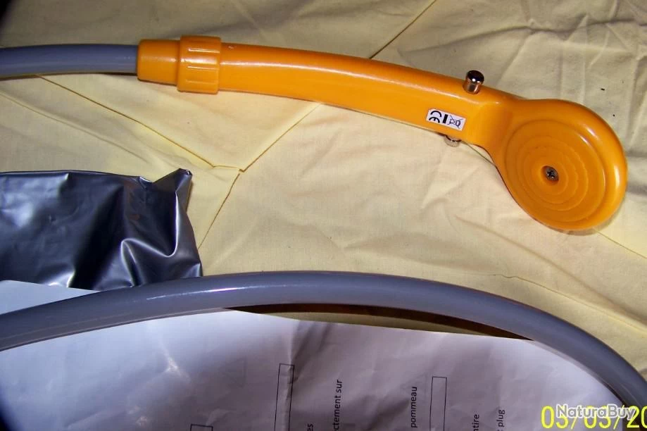 DOUCHETTE D'EXTERIEUR NOMADE "MIDLAND" POUR NETTOYER VOS BOTTES OU RAFRAÎCHIR VOS CHIENS 7 DOUCHETTE D'EXTERIEUR NOMADE "MIDLAND" POUR NETTOYER VOS BOTTES OU RAFRAÎCHIR VOS CHIENS – Image 7