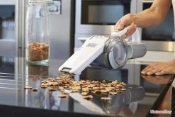 Black & Decker Aspirateur à Main 18 V 440 Ml PV1820L Black And Decker 7 Black & Decker Aspirateur à Main 18 V 440 Ml PV1820L Black And Decker -Des outils pour votre vie. 00012 Aspirateur a main 18 V 440 ml PV1820L Black and Decker