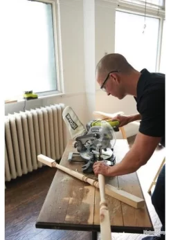 Scie à Coupe D'onglet 18 V 190 Mm EMS190DCL Ryobi -Des outils pour votre vie. 00012 Scie a coupe d onglet 18 V 190 mm EMS190DCL Ryobi