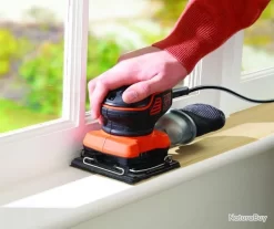 Black & Decker Ponceuse Vibrante 1/4 Feuille 220W KA450 Black And Decker -Des outils pour votre vie. 00019 Ponceuse vibrante 1 4 feuille 220W KA450 Black and Decker