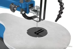 Scie à Chantourner 120W à Vitesse Variable Et éclairage Led SD1600V Scheppach -Des outils pour votre vie. 00025 Scie a chantourner 120W a vitesse variable et eclairage Led SD1600V Scheppach